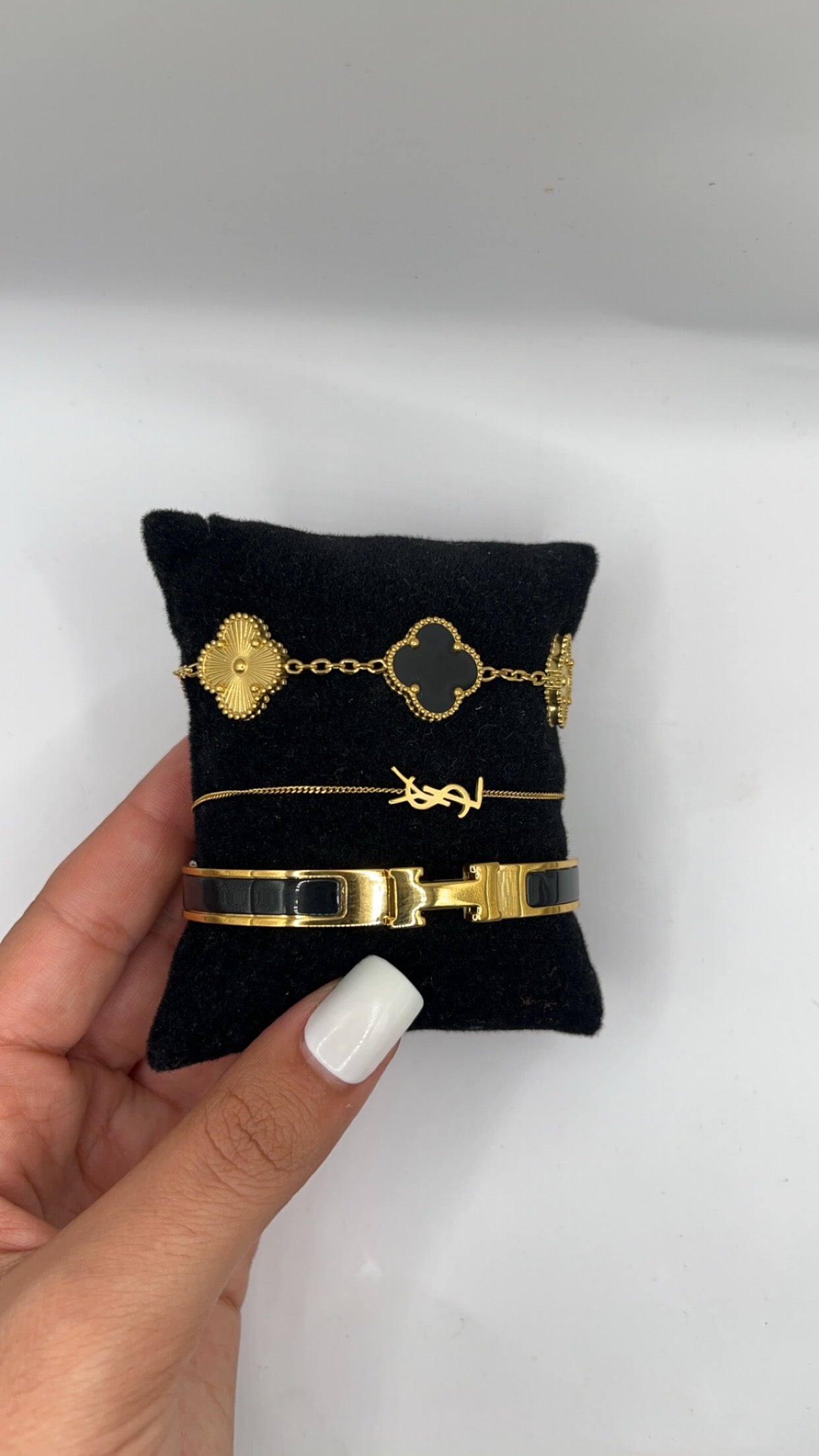 YSL BRACELET SET | BLACK & GOLD