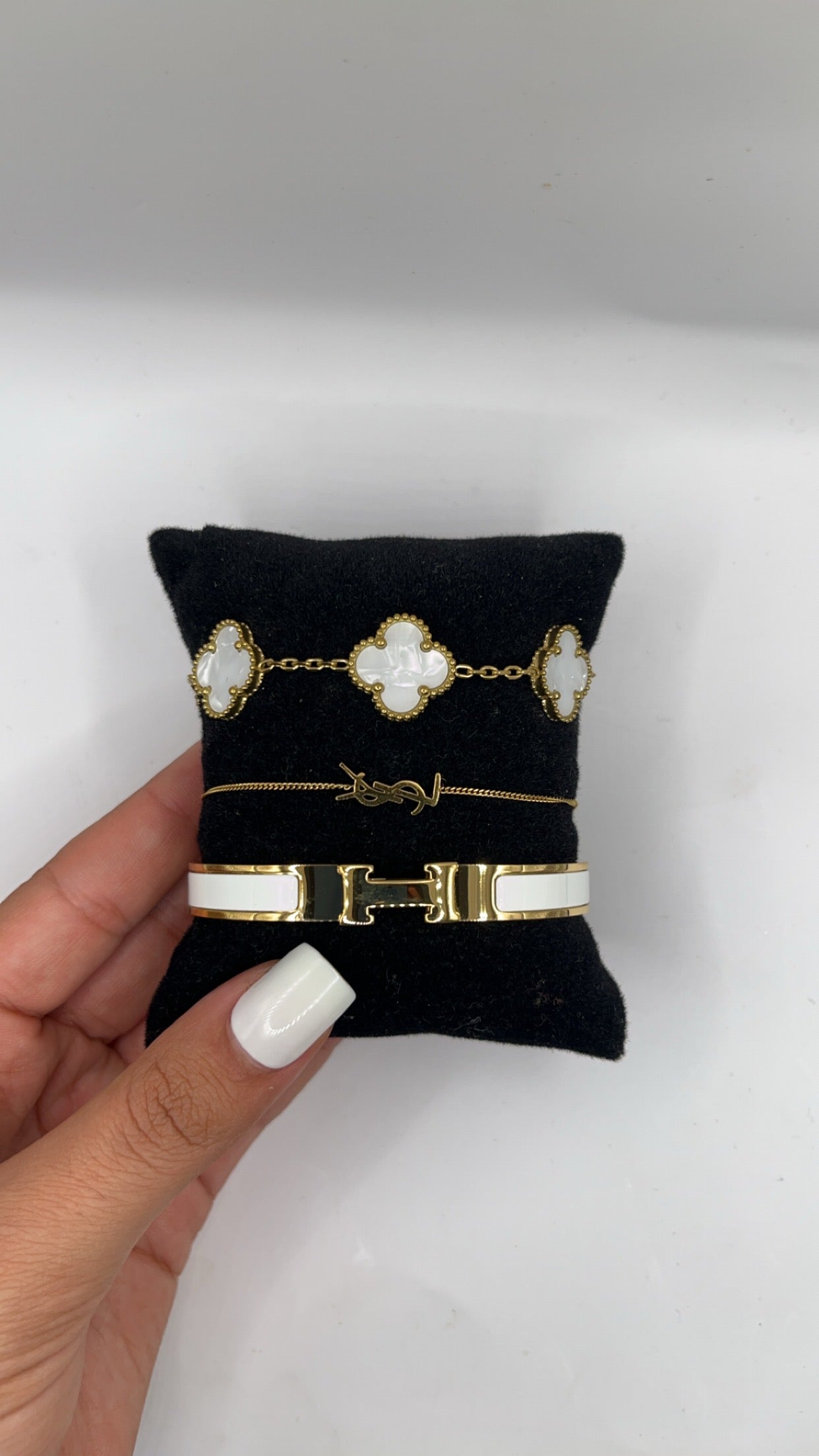 YSL BRACELET SET | WHITE