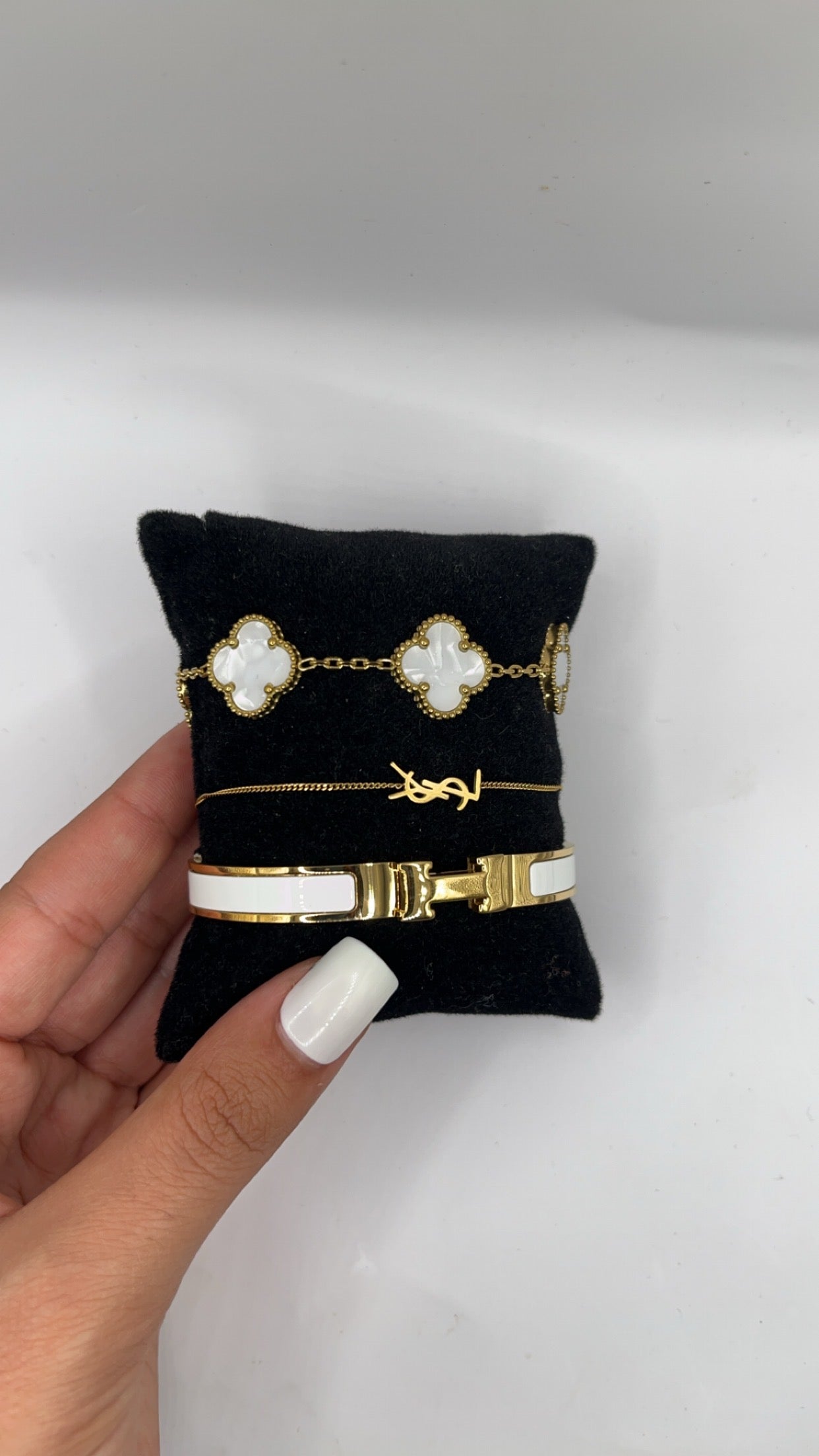 YSL BRACELET SET | WHITE