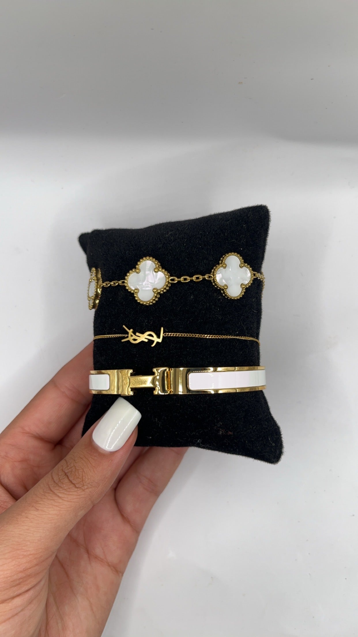 YSL BRACELET SET | WHITE
